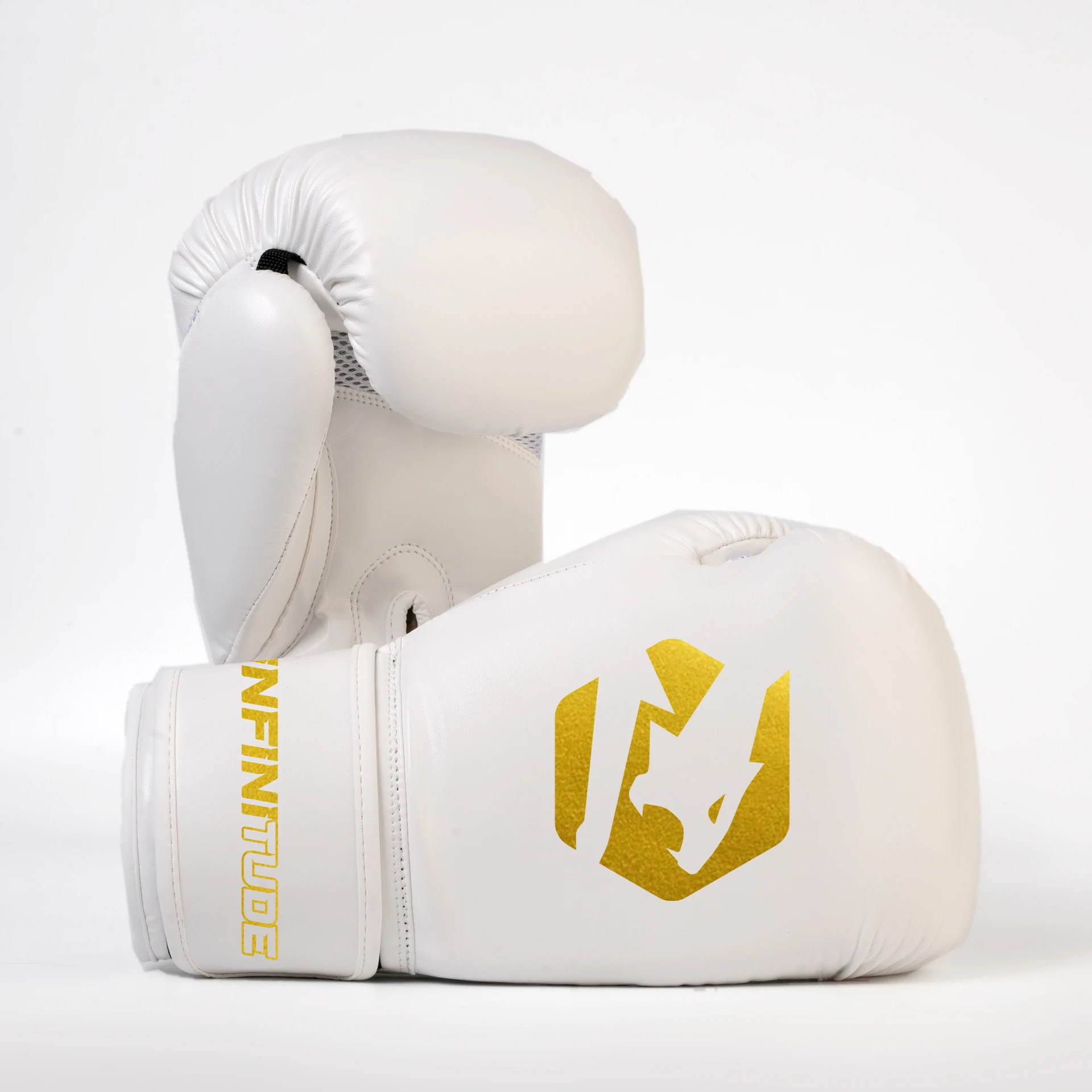 Veloce Blitz Boxing Gloves - White/Gold - Image 4